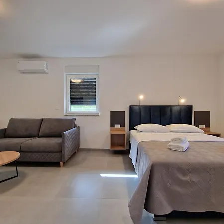 Apartments Okit Vodice Room photo