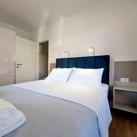 Apartments Okit Vodice Exterior photo