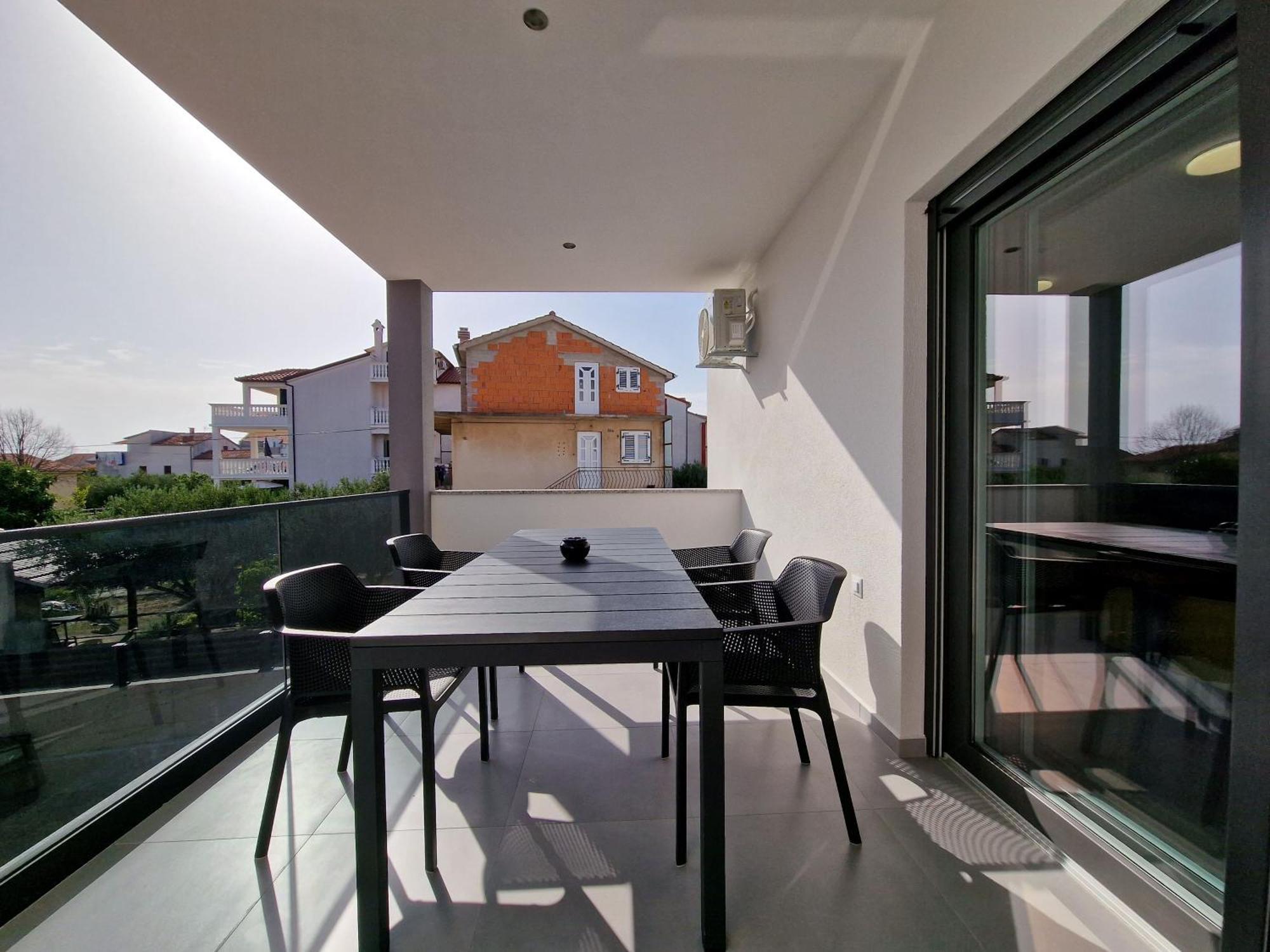 Okit Apartman